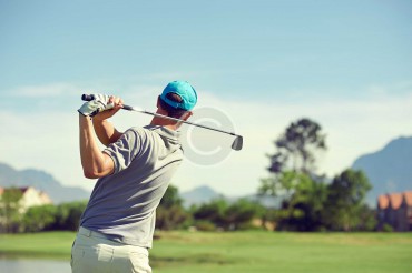 Easy Ways to Teach Kids How to Play Golf